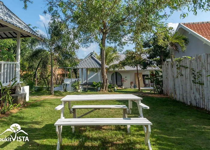 Bingin Sun & Moon Wooden By Bukit Vista 4*